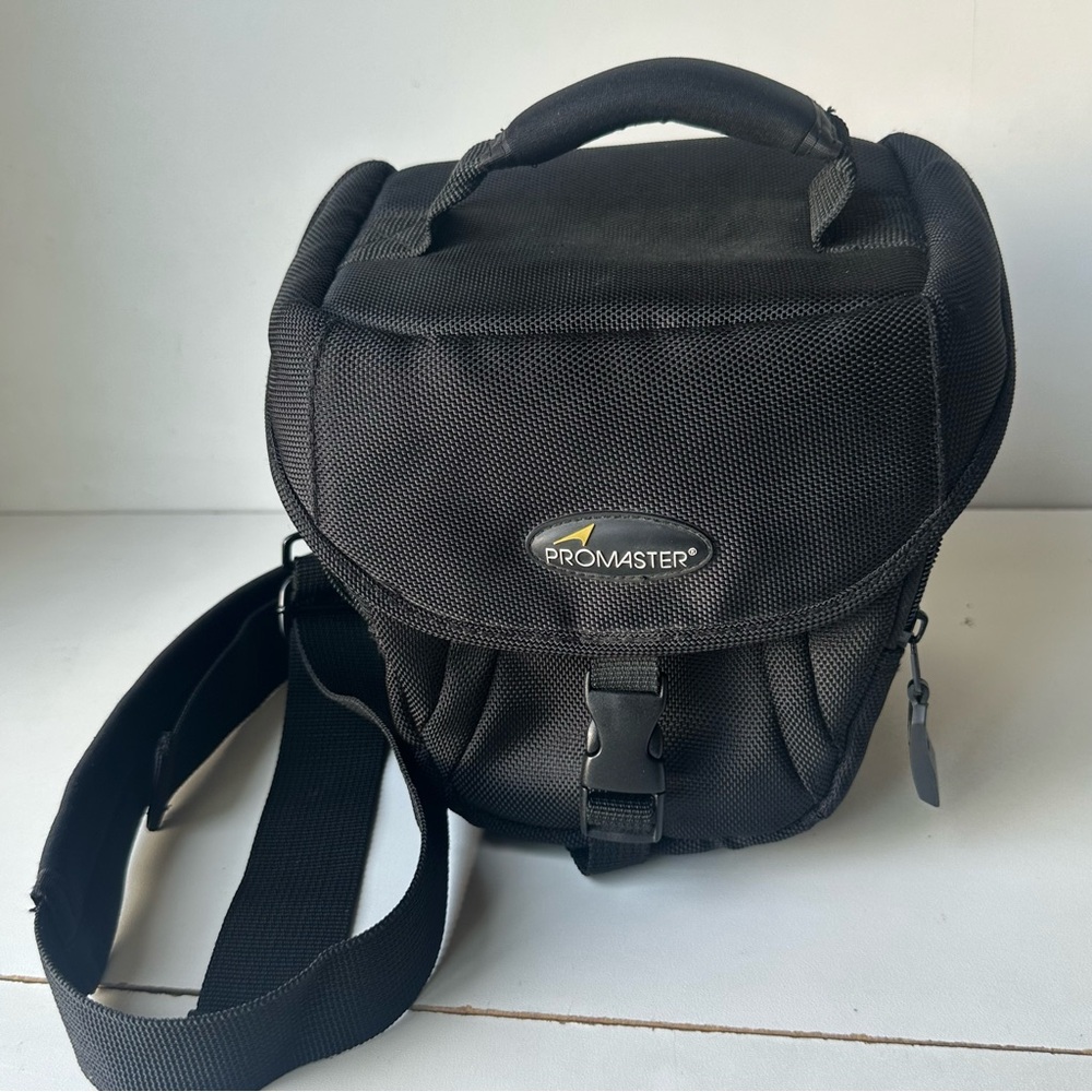 Promaster Digital Elite Mini Camera Bag | Compact & Padded Protection - Picture 3 of 9